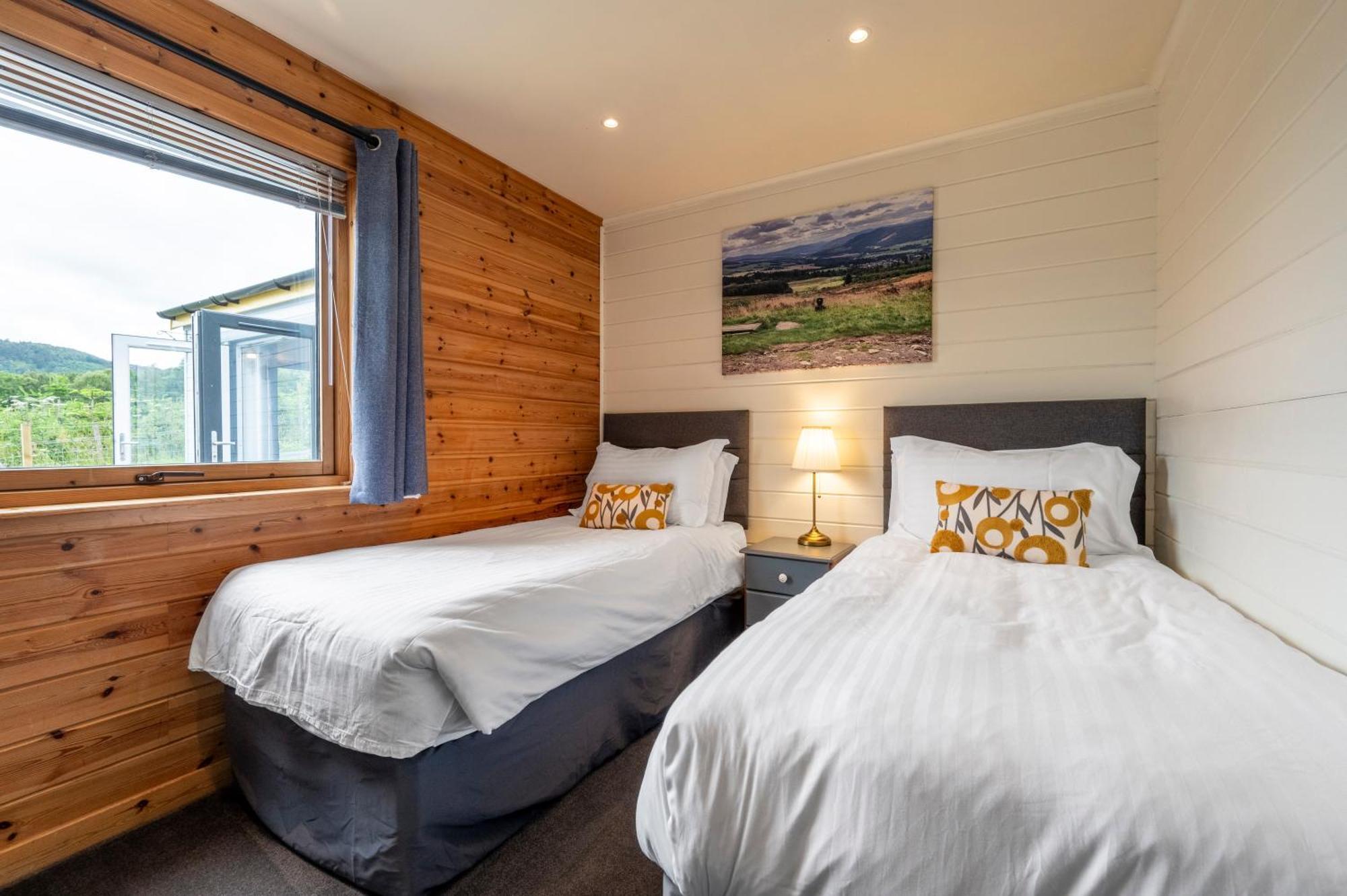 Kinnaird Woodland Lodges 皮特洛赫里 外观 照片