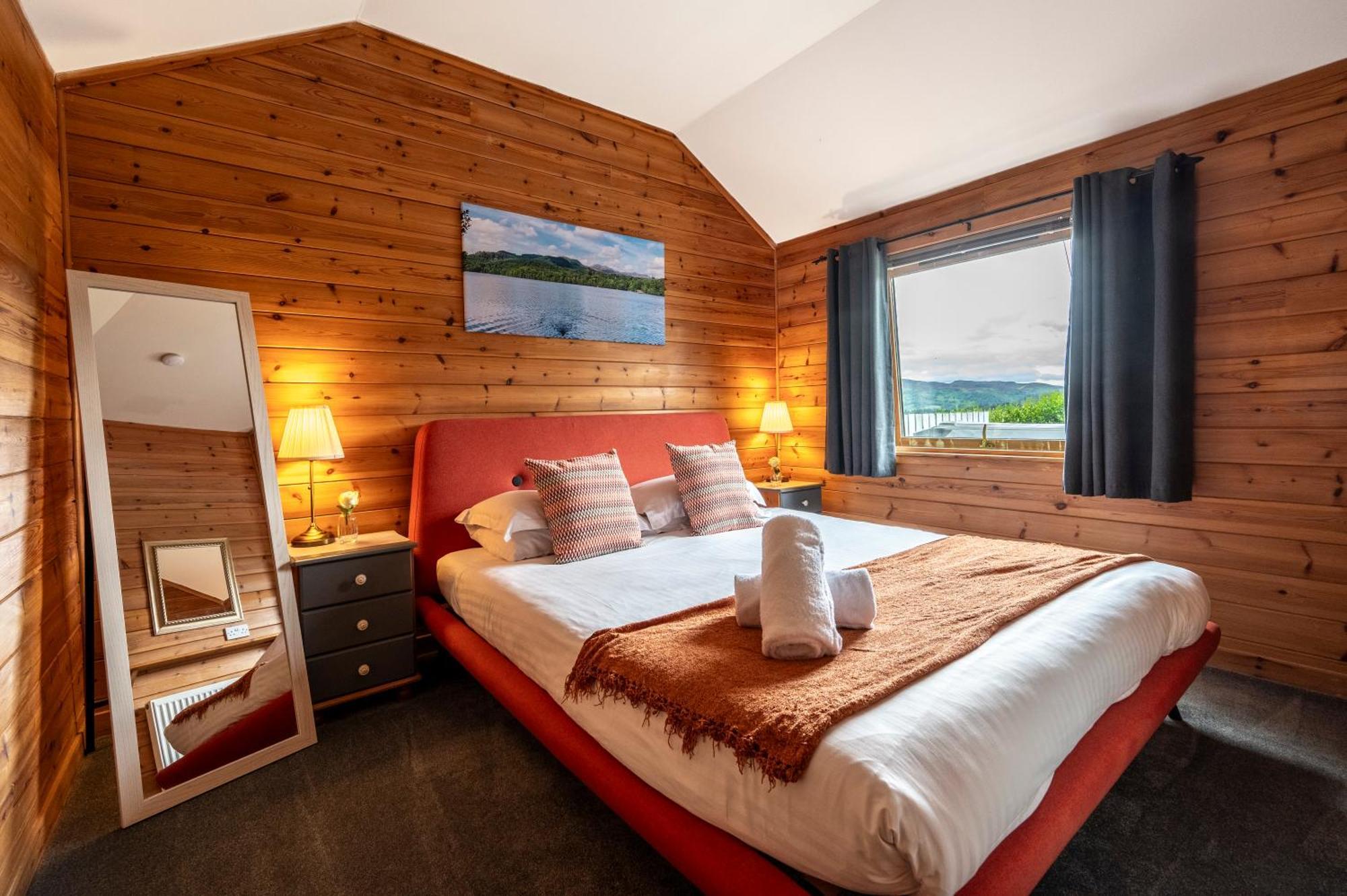 Kinnaird Woodland Lodges 皮特洛赫里 外观 照片