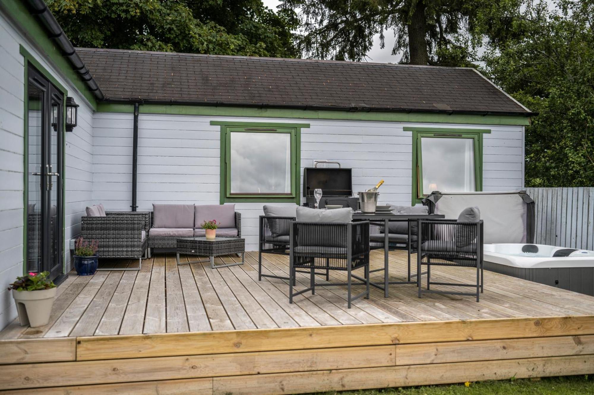 Kinnaird Woodland Lodges 皮特洛赫里 外观 照片