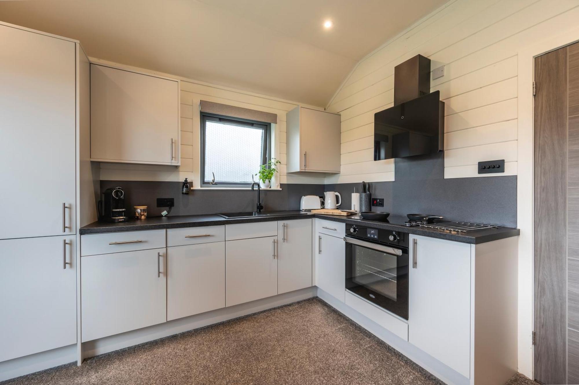 Kinnaird Woodland Lodges 皮特洛赫里 外观 照片